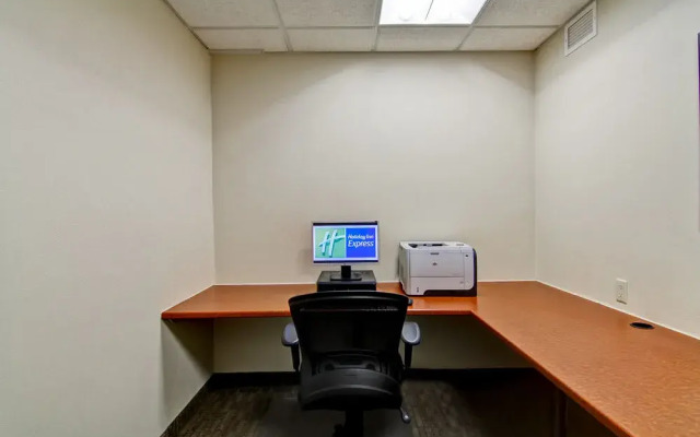 Spark by Hilton Guelph