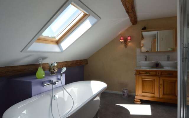 Holiday Home in Fays With Sauna & Hiking