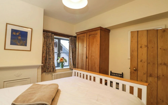 Kings Cottage - South