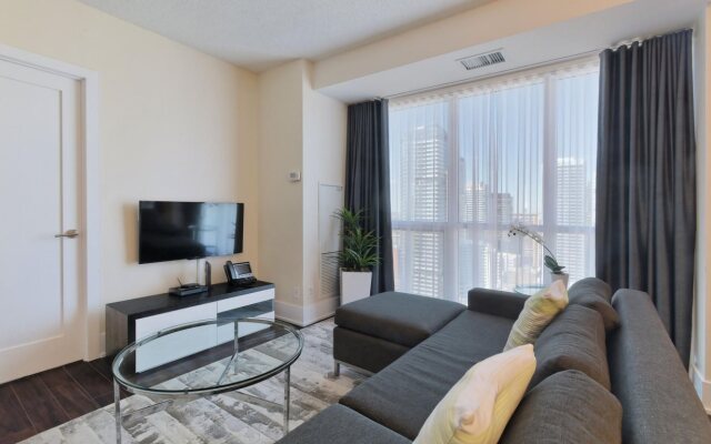 300 Front Street West Signature Collection