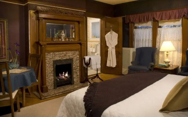 Franklin Victorian Bed and Breakfast - Sparta