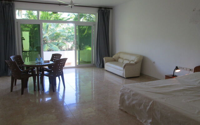 Raja Beach Hotel