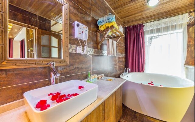 Lijiang Riverside Boutique Inn