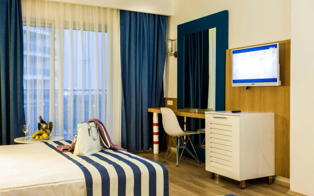 Eftalia Marin Resort Hotel