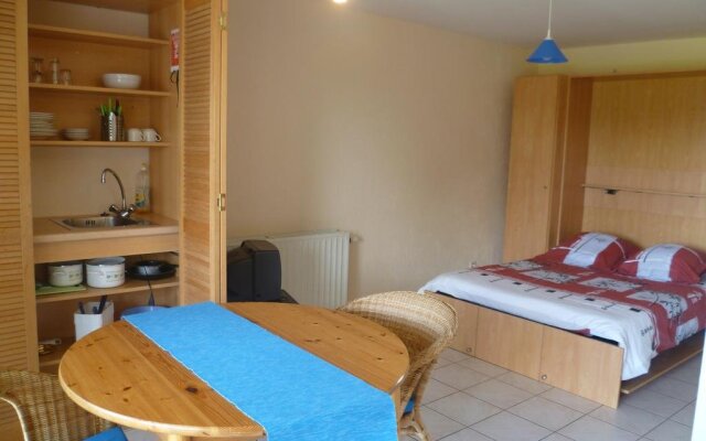 Appart-Hotel Dry Les Courtis