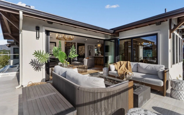 Ocean Whispers 4 Bedroom Home