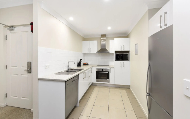 Macquarie Waters Boutique Apartment Hotel