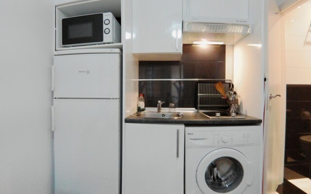 Apartamento interior cercano a Cuatro Caminos