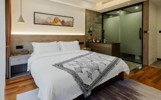 Whispering Mountains Boutique Hotel