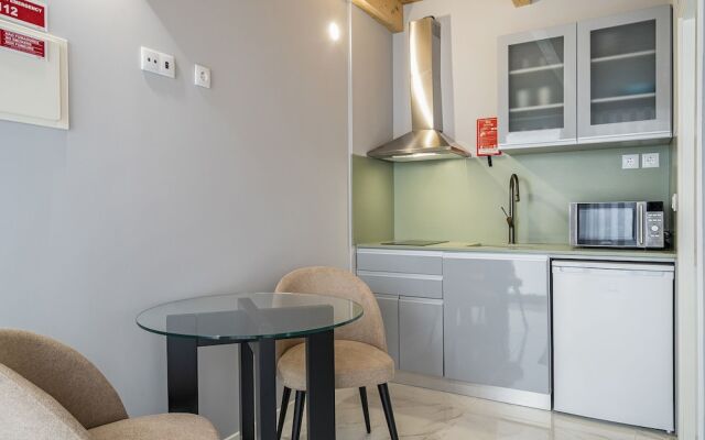 Olivia 1895 Apartments