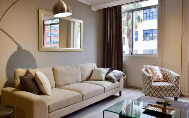 Spacious 1 Bedroom City Centre Apartment