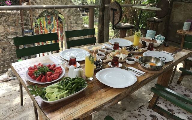 Eski Datca Pansiyon Cafe
