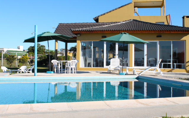 Brisas Del Lago Apart And Hotel