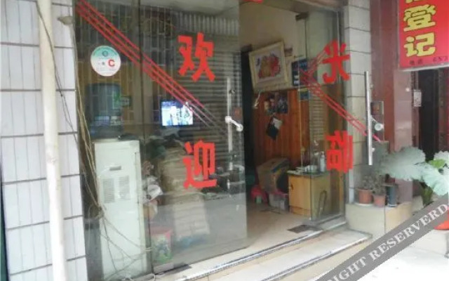 OYO Kunming New Village Hostel