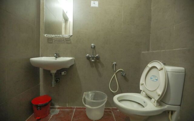 ULO Aravindar Residency