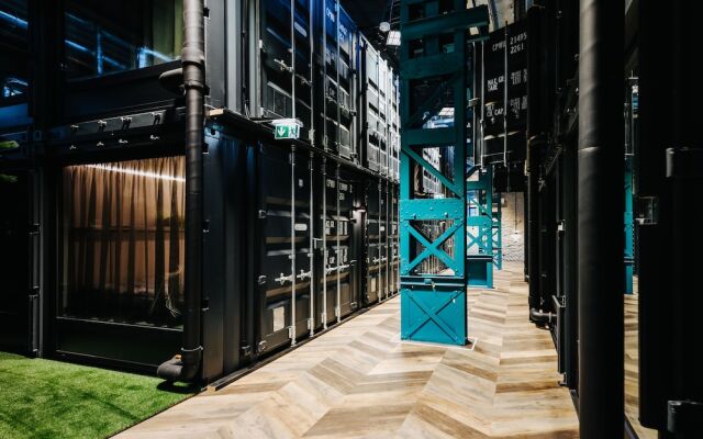 Hektor Container Hotel