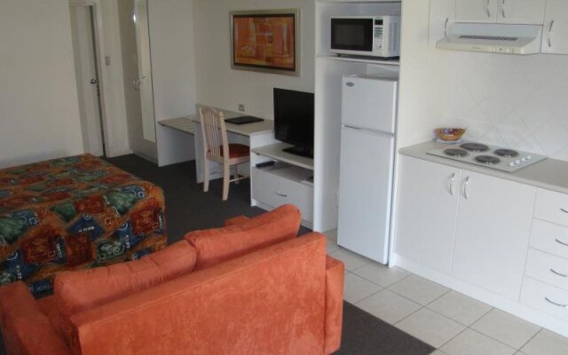 Dunsborough Inn Backpackers