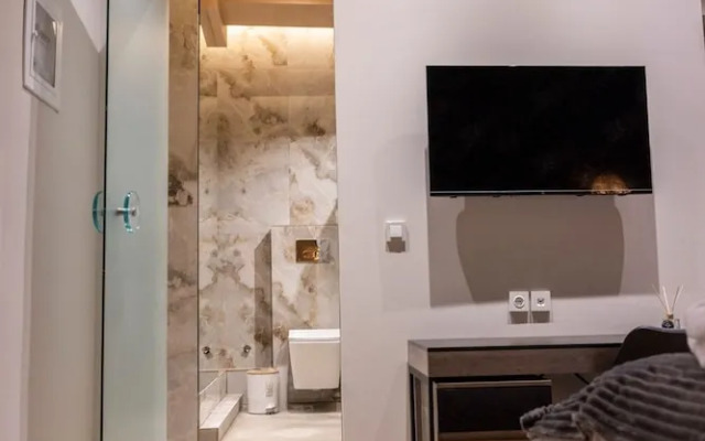 Trikala Mall Suites !