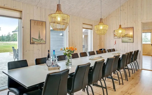 Spacious Holiday Home in Grenå near Sea