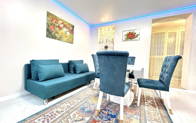 Апартаменты Четыре Сезона мкрн. Дружба 5/4