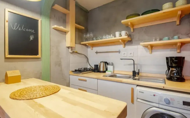 Pleasant Flat Near Taksim Square in Beyoglu