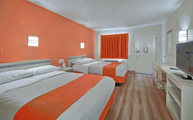 Motel 6 Maple Shade Township, NJ - Philadelphia - Mt Laurel
