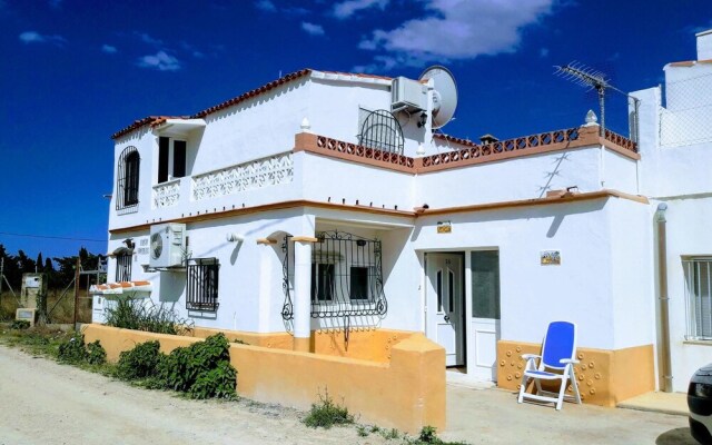 House With 3 Bedrooms in Oliva, With Terrace