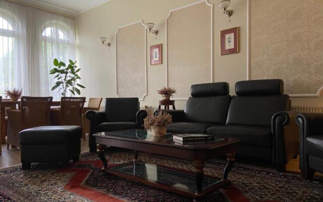 Guest house Karle