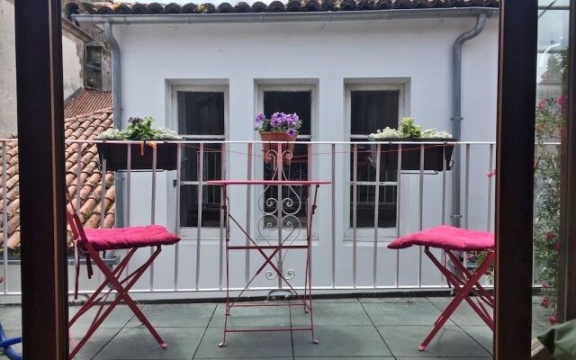 Albergue Azabache - Hostel