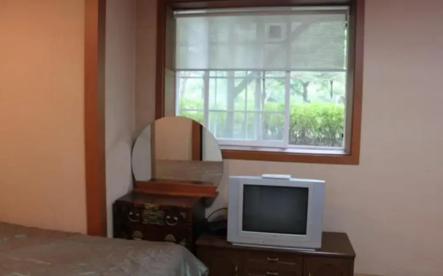 Youngwol Sky Pension Camping
