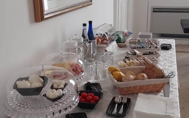 Vianna Suites & Spa