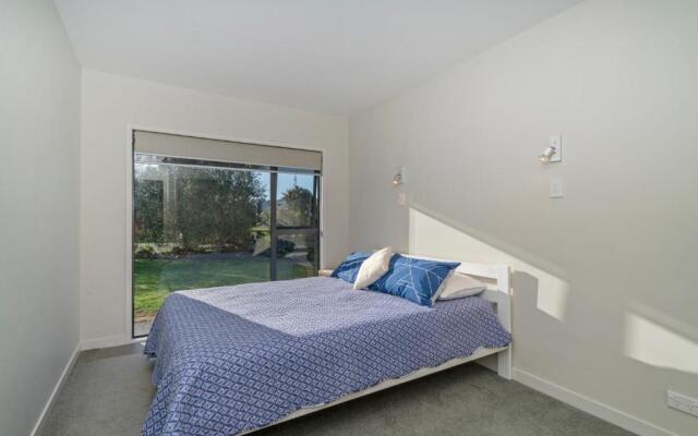 Pauanui Hangar Retreat - Pauanui Holiday Home