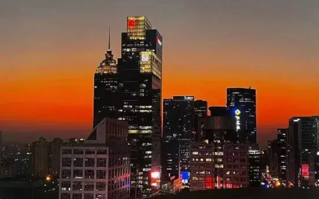 Phoenix International Service Apartment