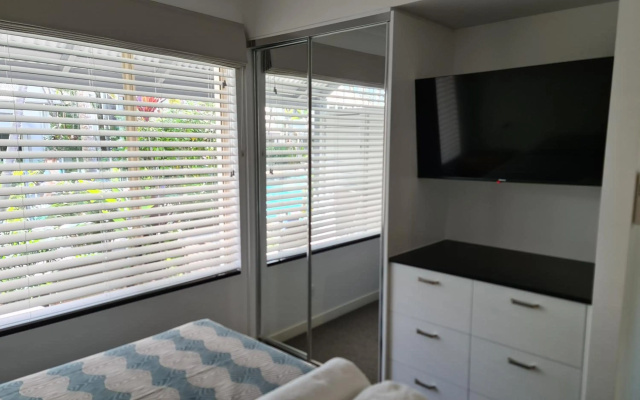 The Islander Noosa Resort – Guest Rooms – Noosaville