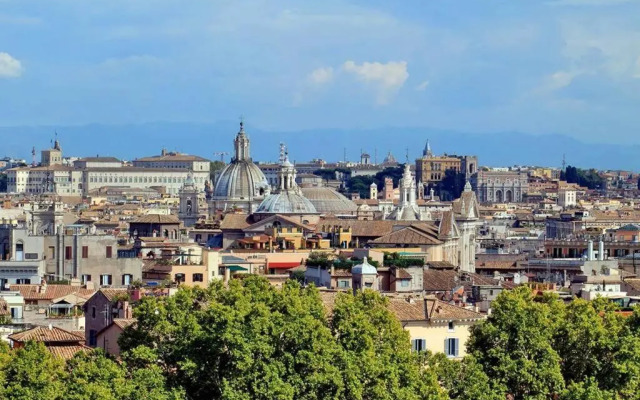 Sant Onofrio Terrace Apartment