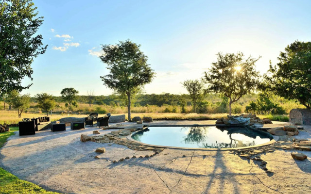 Wildtrack Safaris Eco Lodge