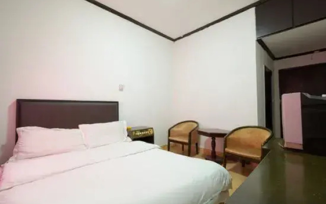 Anqing Hongyuan Hotel
