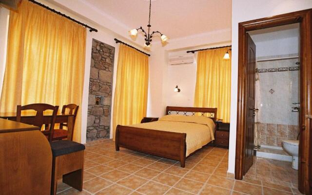 Artemis Traditional Hotel