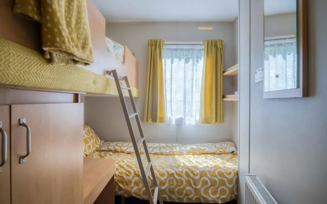 Hopkins Retreat - 3 Bedroom Caravan - Hot Tub