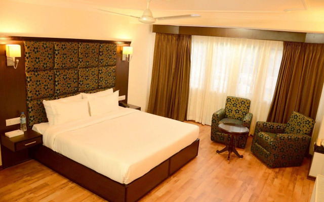 Hotel Pacific