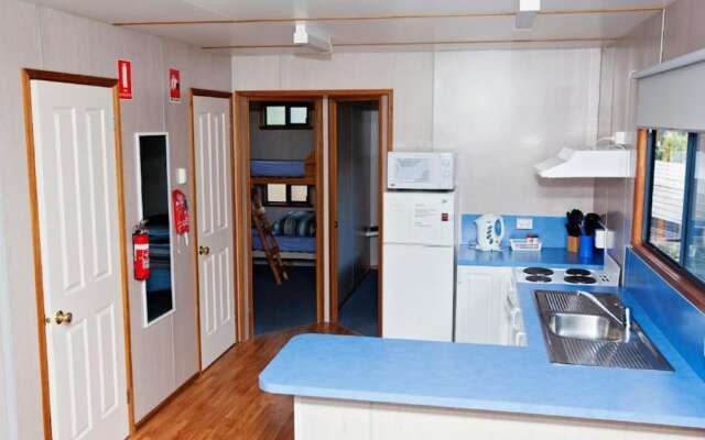 Seven Mile Beach Cabin and Caravan Park