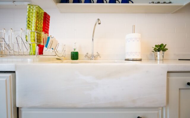 Grandma's Chic Home in Chania Venetian Harbor