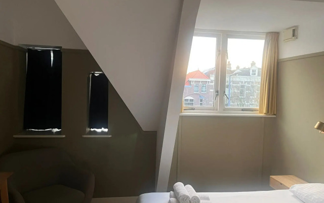 Hotel Light