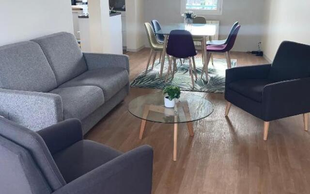 65 m2 Centre vannes 2 ch wifi parking