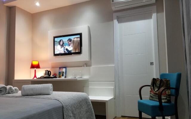 B&B Vanity