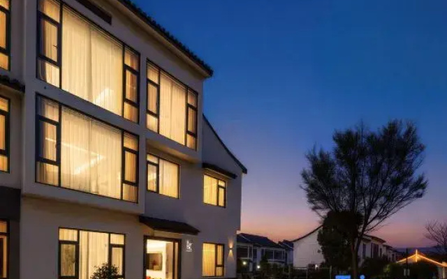 Jieyinxuan·Integrated Homestay(Yaohu Town Branch)