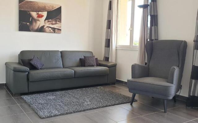 Appartement 2 Chambres Proche Croisette