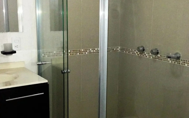 Grupo Kings Suites Platon 436
