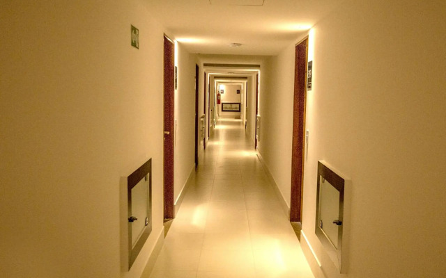 Littoral Gold Flat