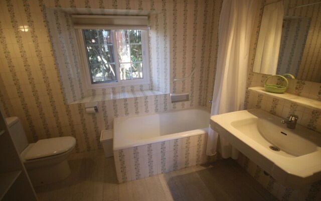 Rent&Dream Villa Malaga Manila